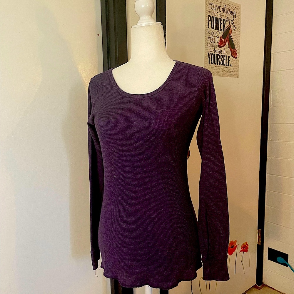 Purple waffle print crew neck long sleeve shirt with tapered wrists